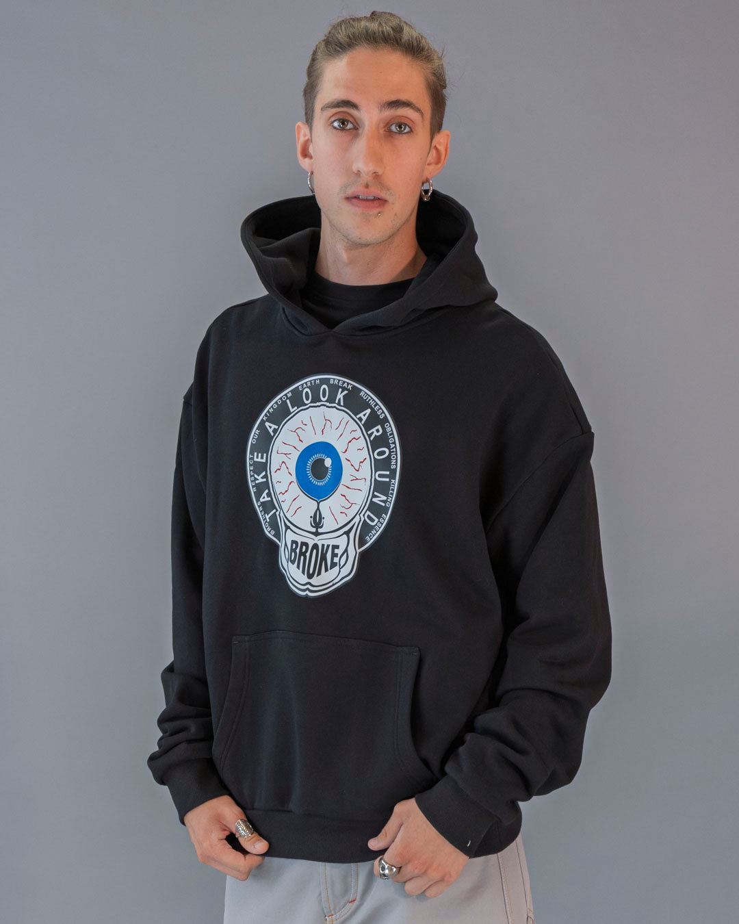 ARTY BROKE FAMILY GRAY