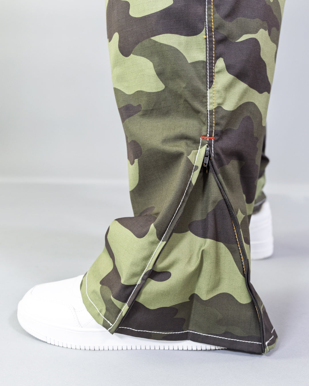 Pantalon Dikye en gabardine grise 