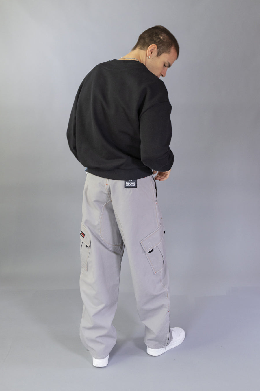 Pantalon Dikye en gabardine grise 