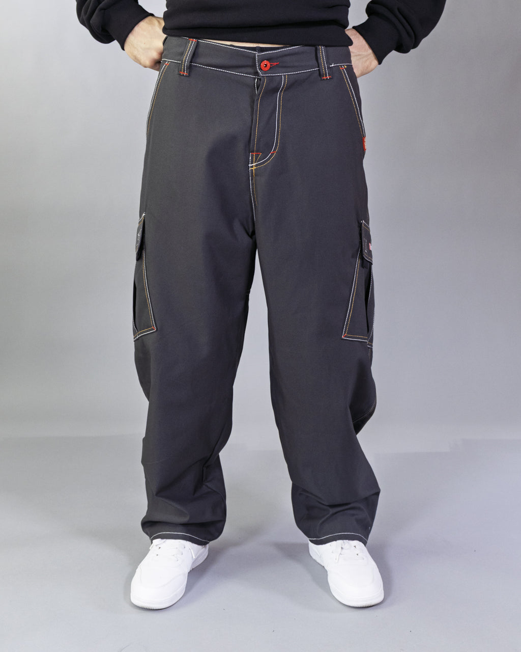 Pantalon Dikye en gabardine grise 