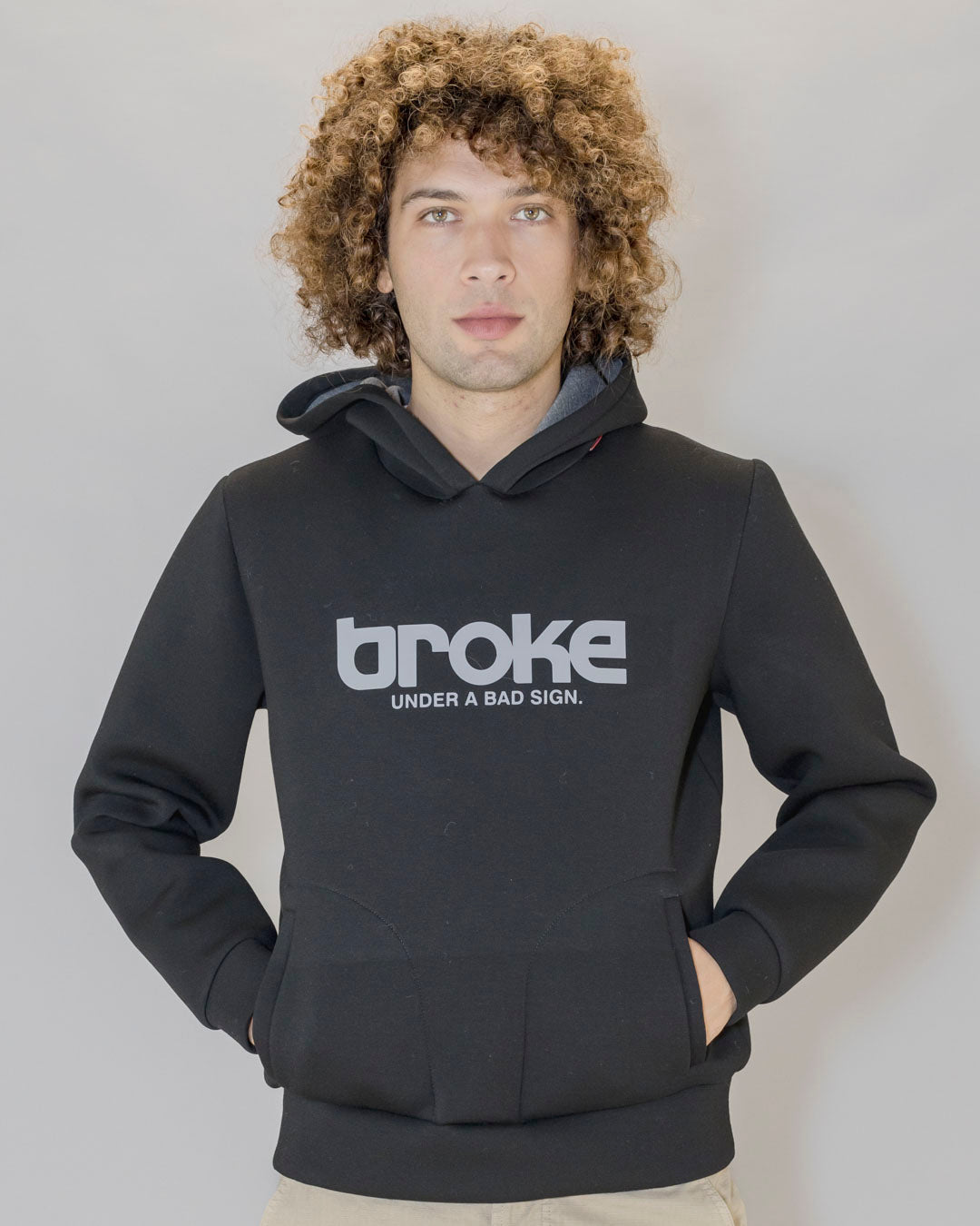 HOODIE IN NEOPRENE BLACK