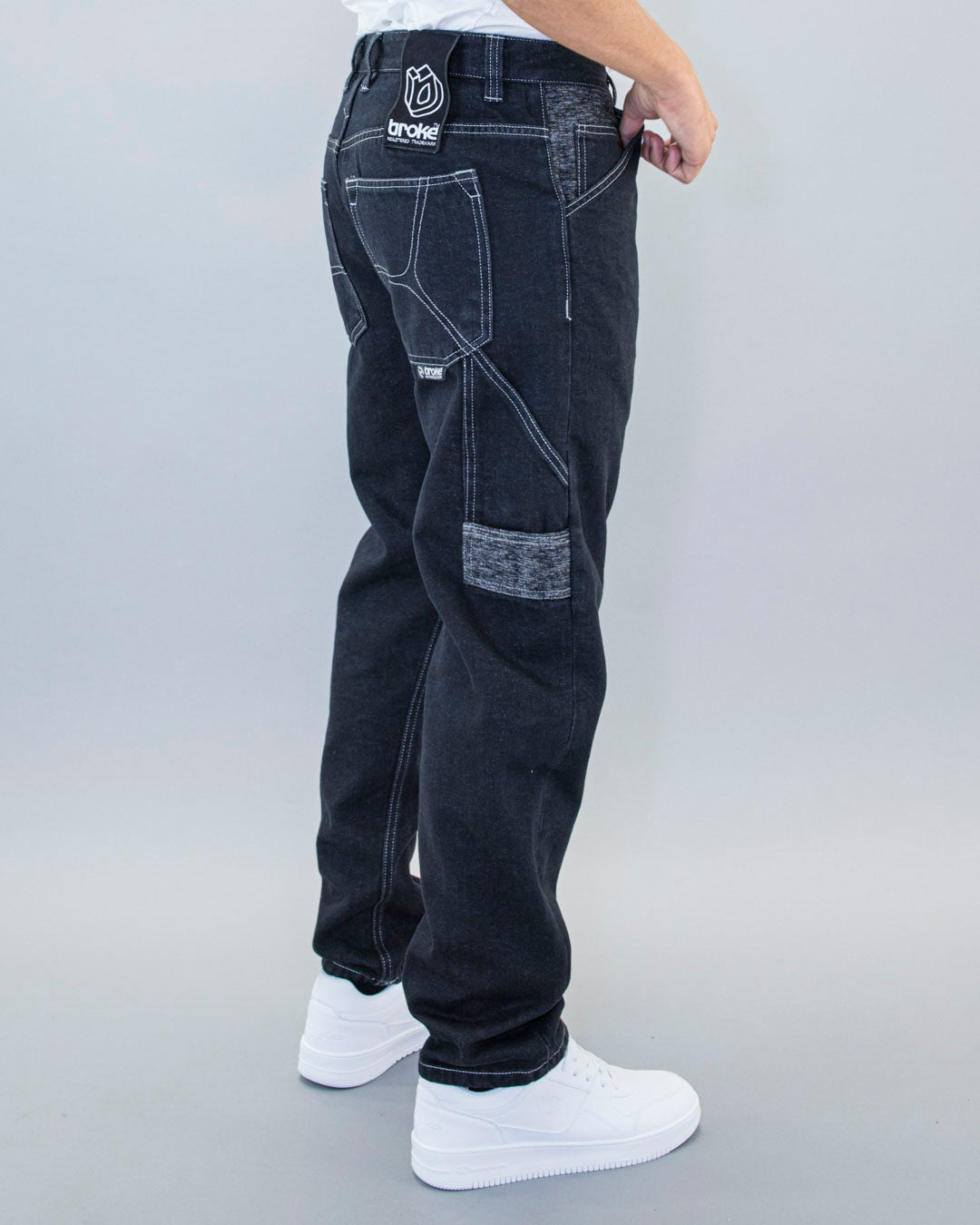 Pantaloni broke store