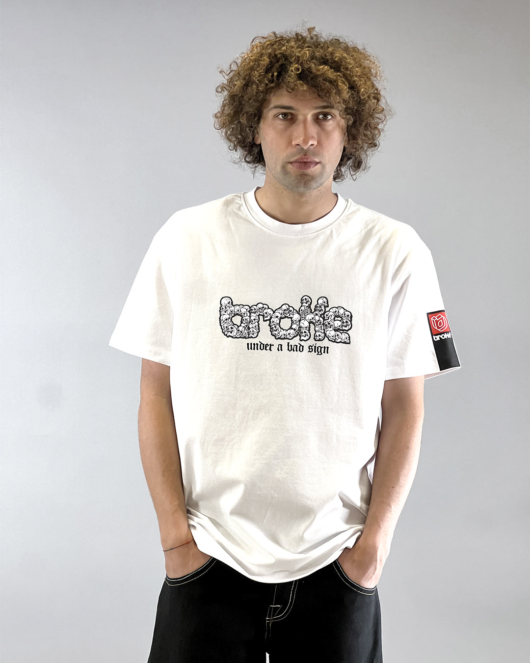 T-SHIRT SS2K26 SKULL WHITE