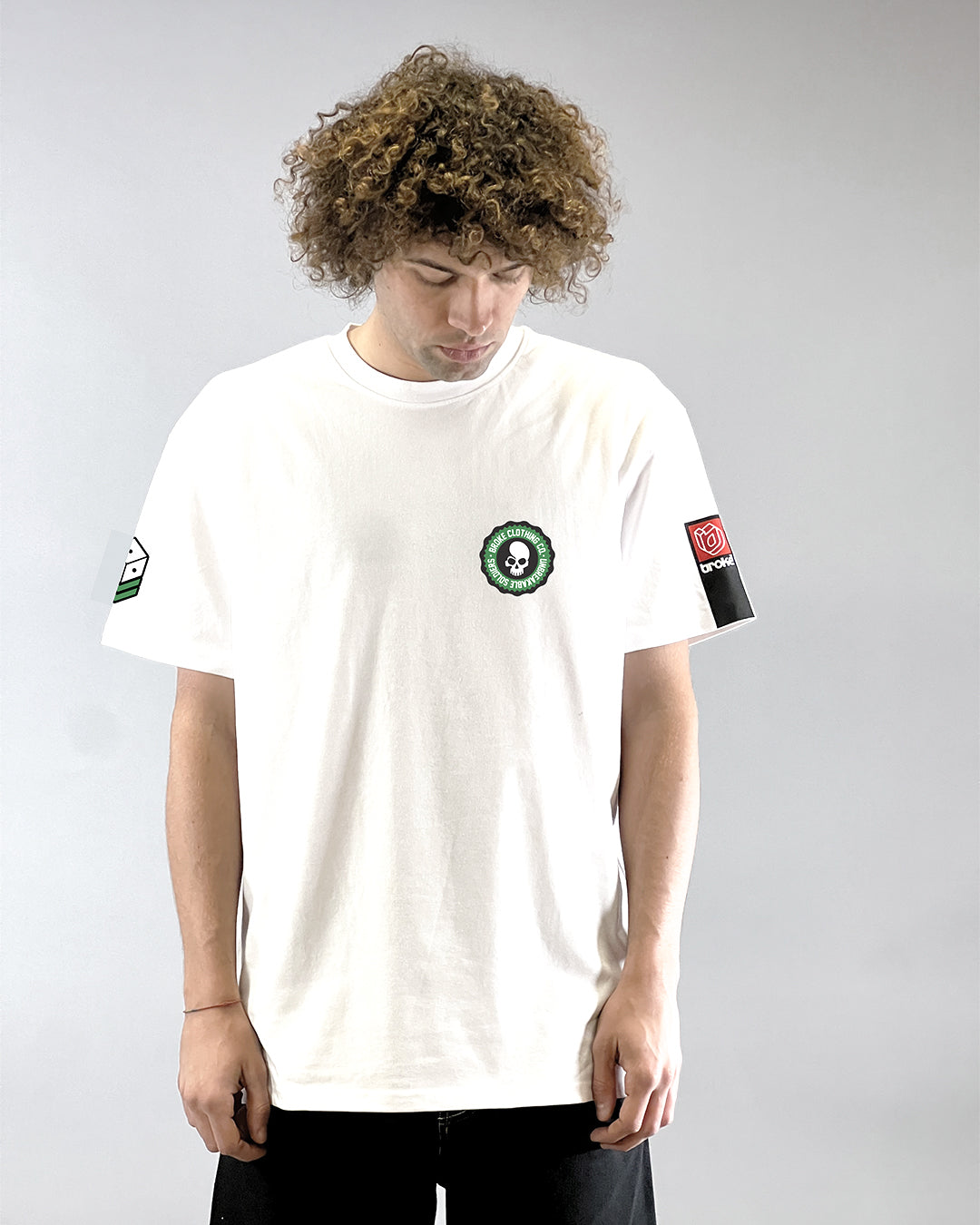 T-SHIRT SS2K25 LEAGUE TITLE WHITE
