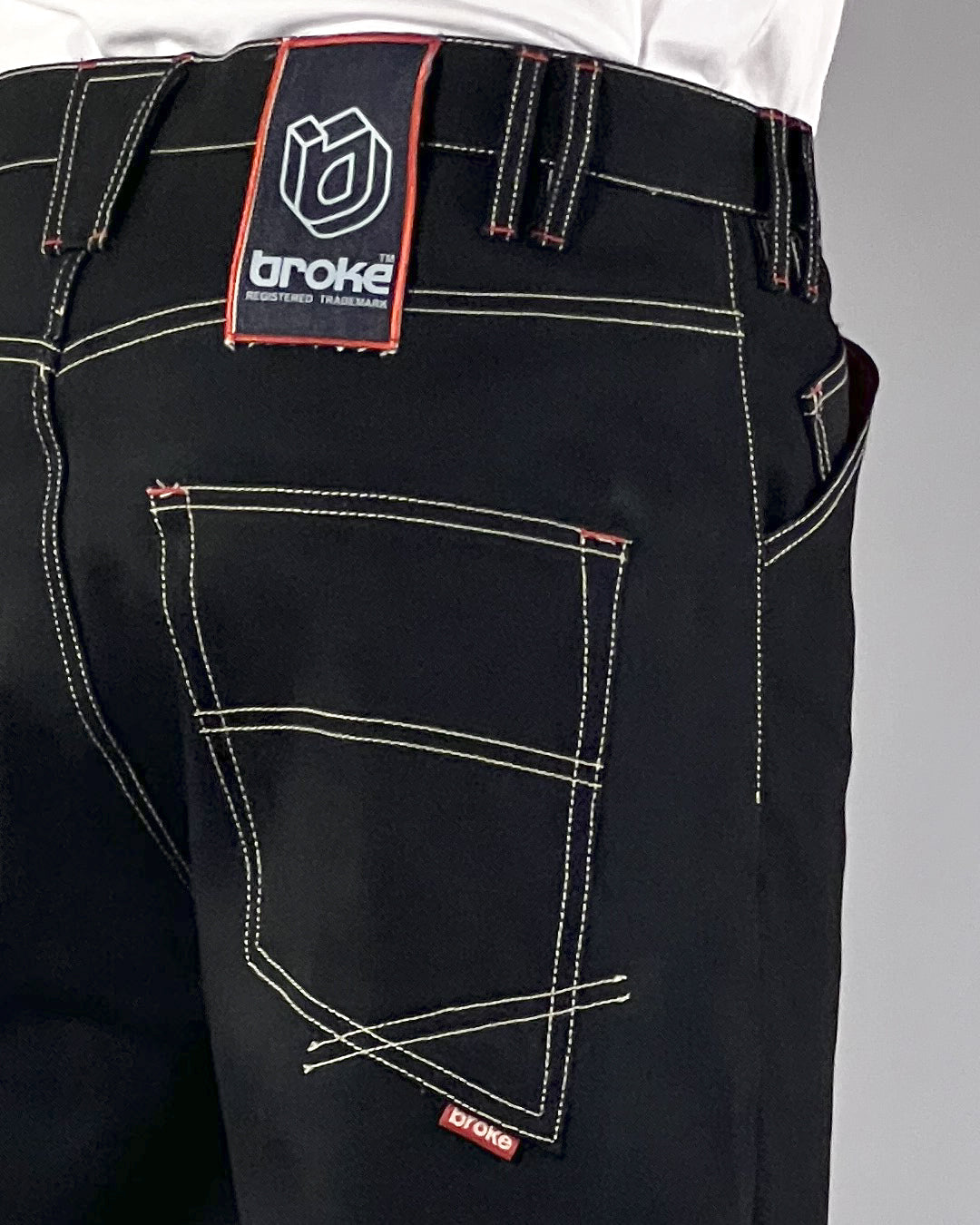Broke -BASIC SHORTS – DESIGN 5-POCKETS – BLACK BULL DENIM