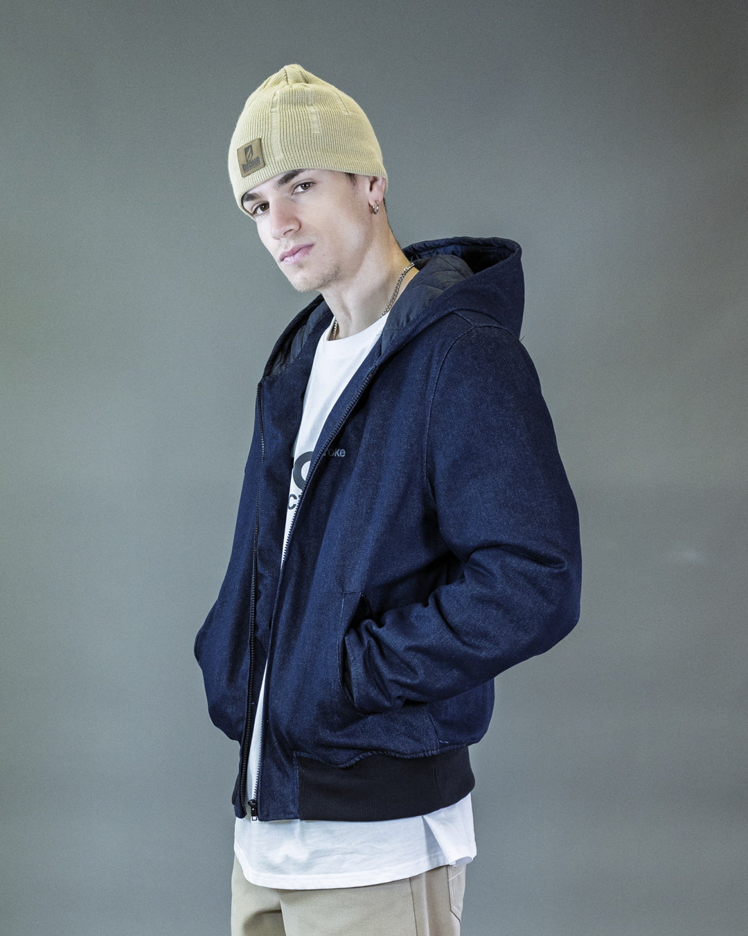 BOMBER BARRON IN BLACK CORDURA HOOD