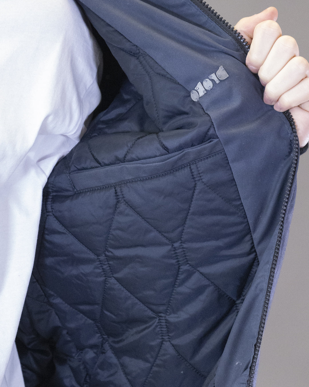 BOMBER BARRON EN CORDURA NOIR CAPUCHE