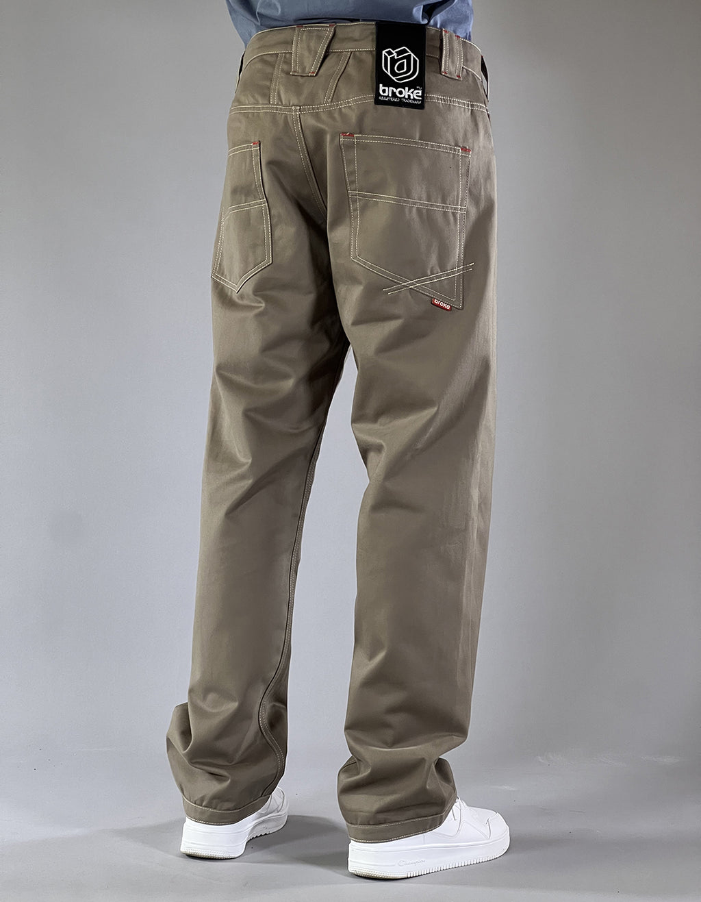 Dikye-Hose aus grauer Gabardine 