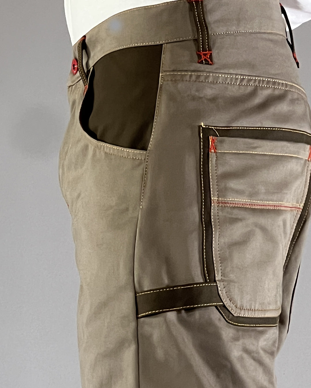 Broke – Work Short Outline – Moss & Mocha