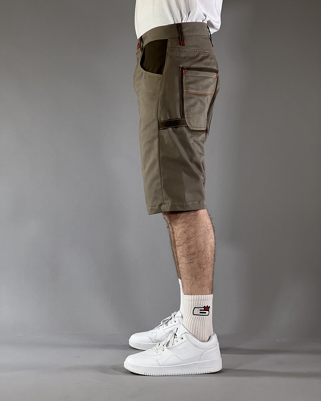 Broke – Work Short Outline – Moss & Mocha