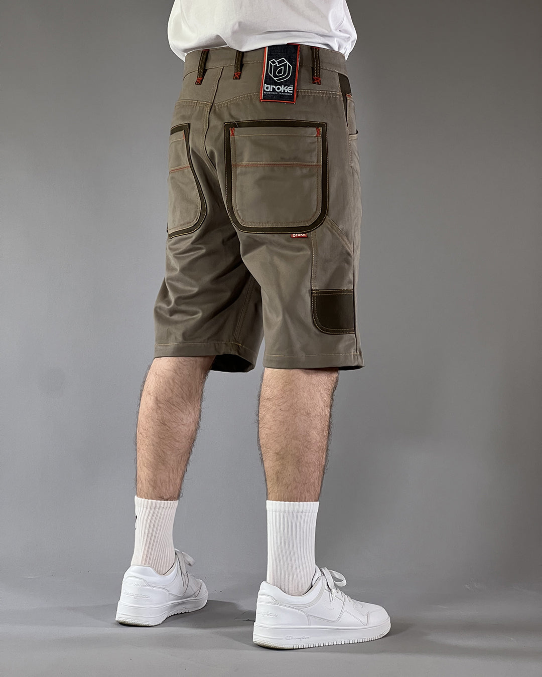 Broke – Work Short Outline – Moss & Mocha