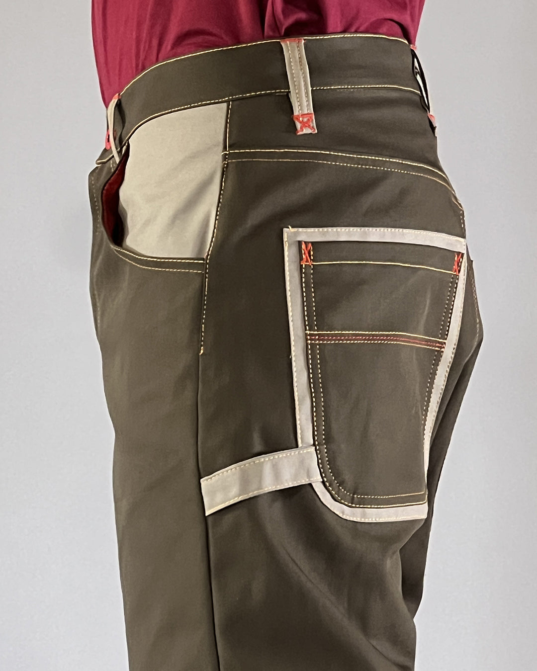 Broke – OUTLINE SHORT - Muschio e Mocha