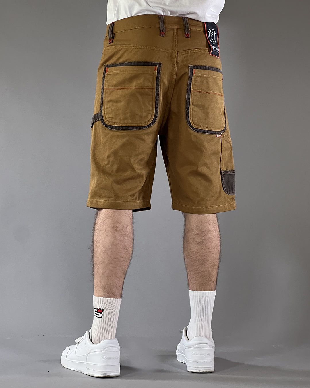 Broke – Work Short Outline – Mustard & Coated Brown