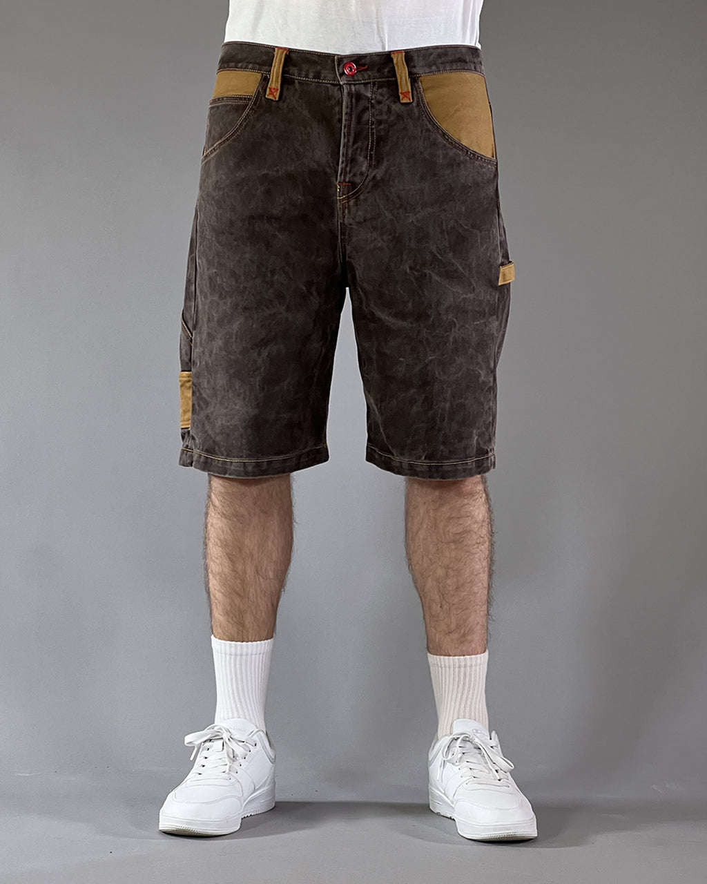 Broke – Work Short Outline – Coated Brown & Mustard