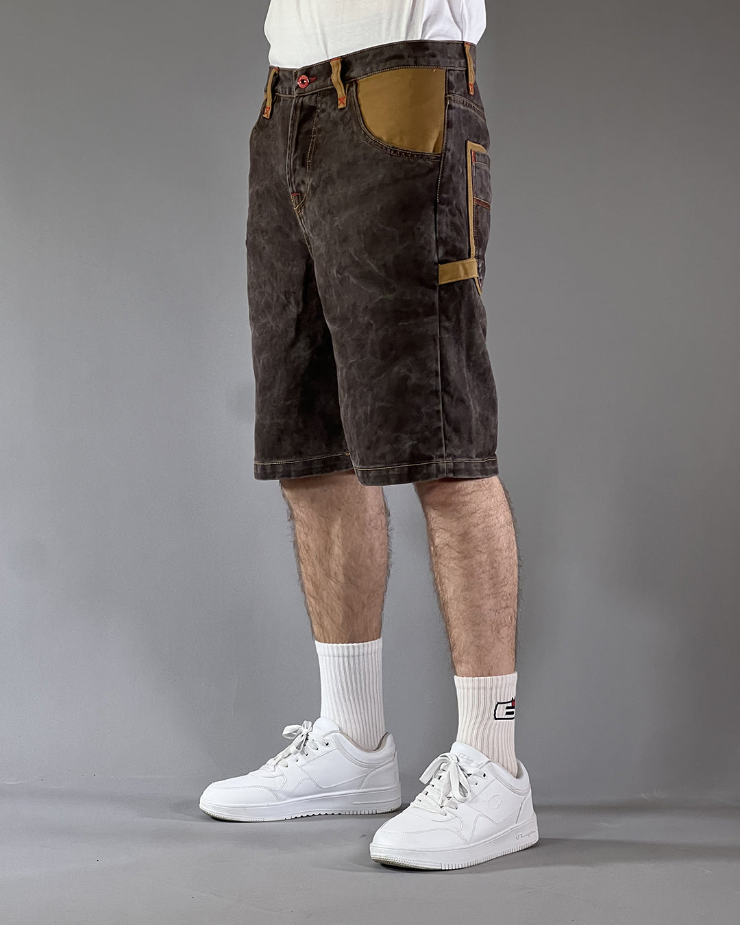 Broke – Work Short Outline – Coated Brown & Mustard