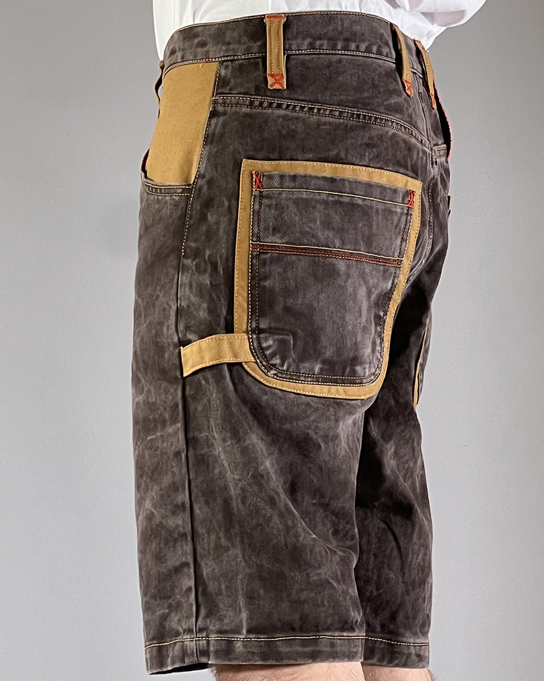 Broke – Work Short Outline – Coated Brown & Mustard