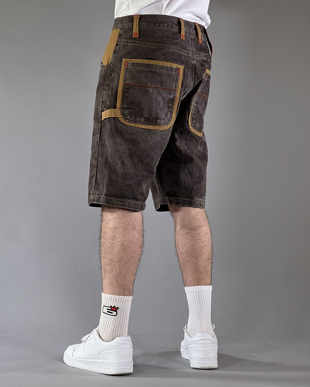 Broke – Work Short Outline – Coated Brown & Mustard
