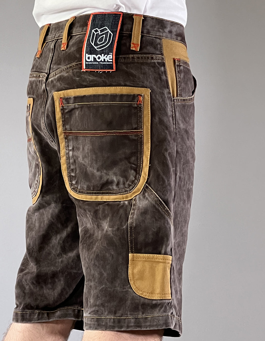 Broke – Work Short Outline – Coated Brown & Mustard