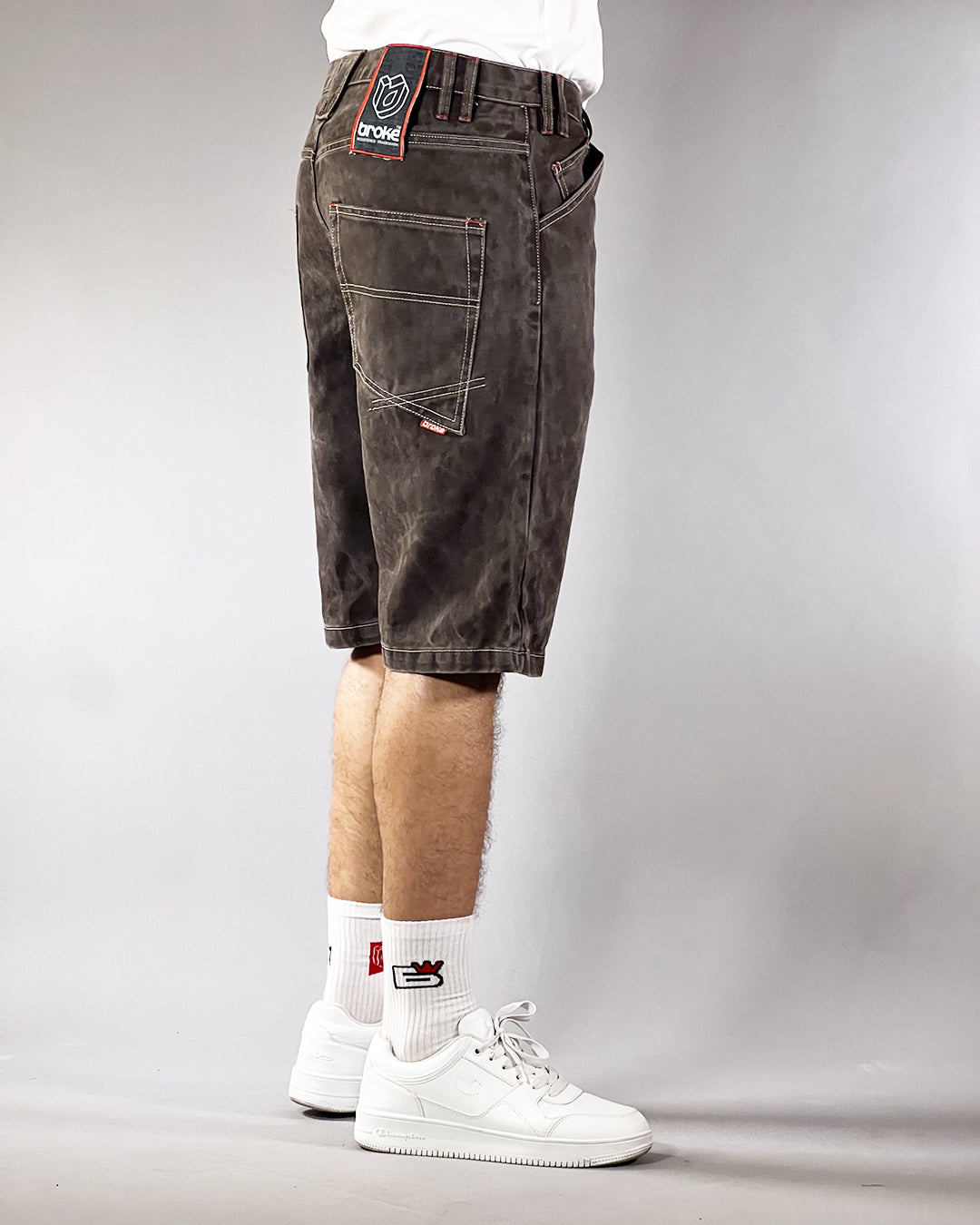 Broke -BASIC SHORTS – DESIGN 5-POCKETS – RESINATED CHARCOAL
