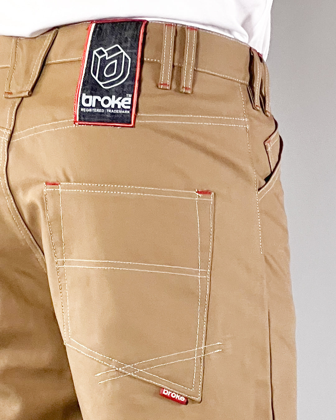 Pantalon Dikye en gabardine grise 