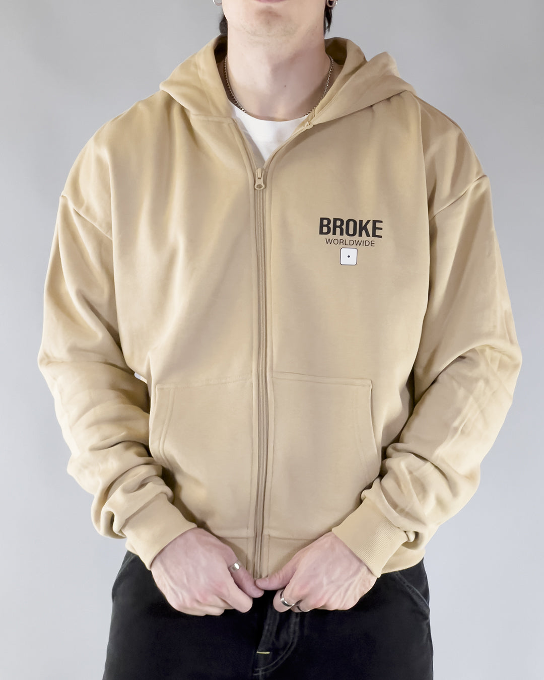 Felpa Zip Beige – Broke Worldwide