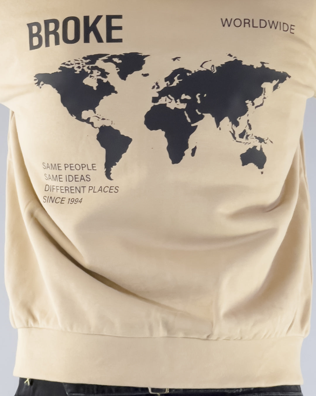 Felpa Zip Beige – Broke Worldwide