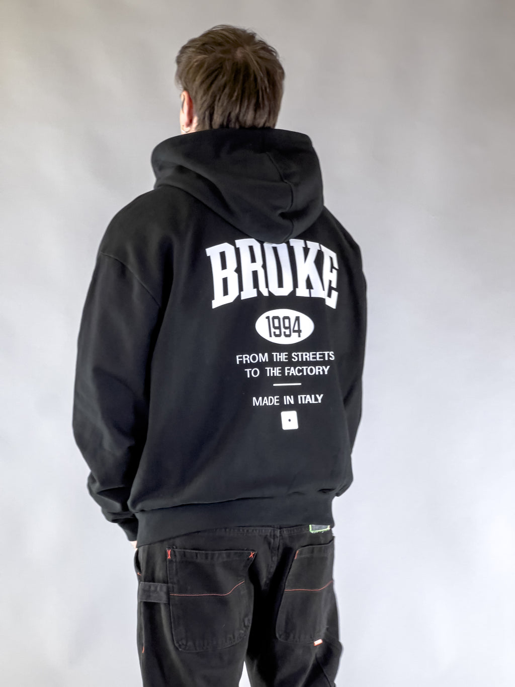 ARTY BROKE FAMILY GRAY