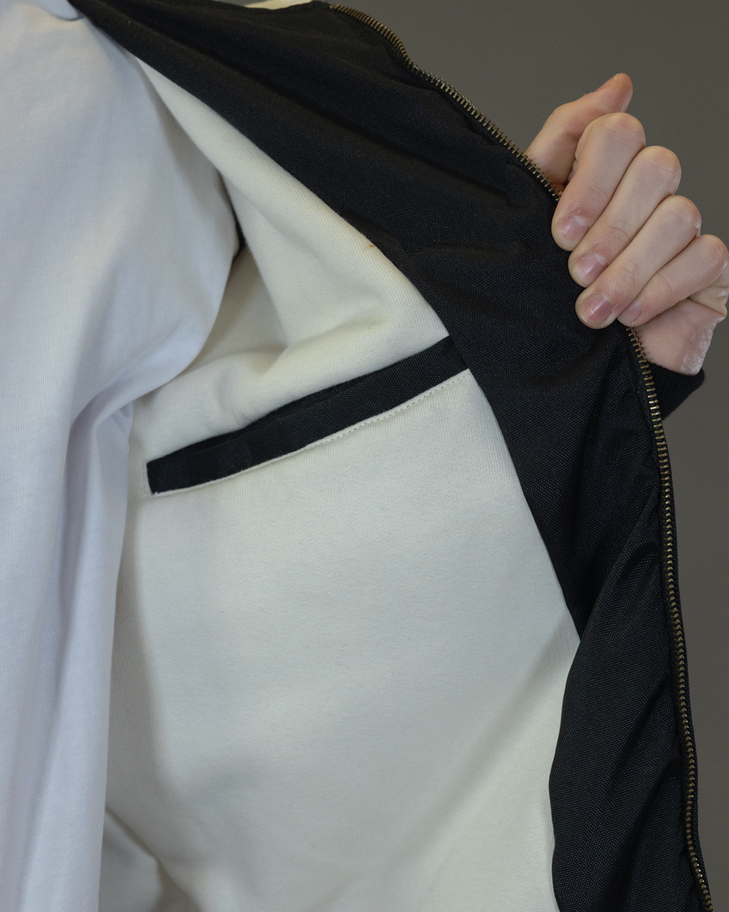 BOMBER BARRON EN CORDURA NOIR CAPUCHE