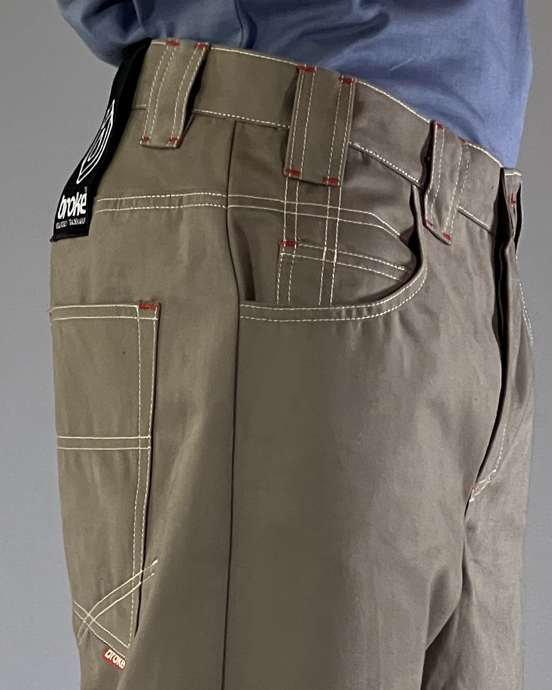 Pantalon Dikye en gabardine grise 